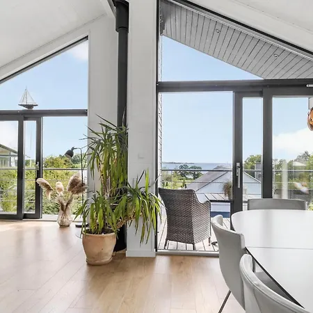 3 Bedroom In Holiday home *